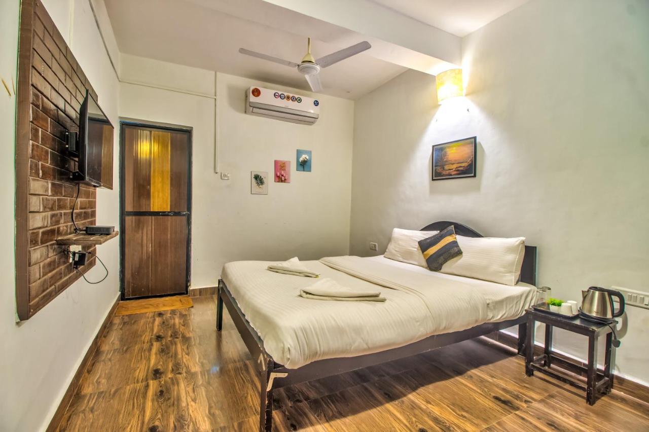 Stanleys Guest House Baga Exterior foto