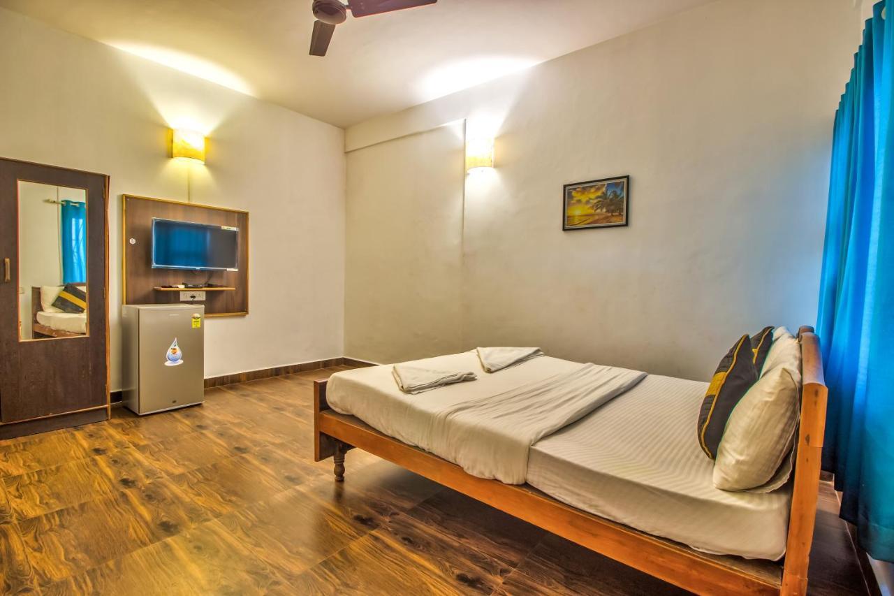 Stanleys Guest House Baga Exterior foto