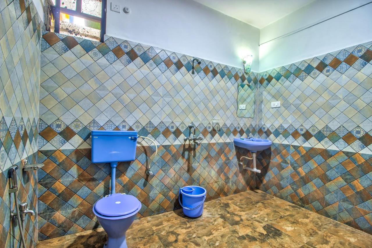 Stanleys Guest House Baga Exterior foto